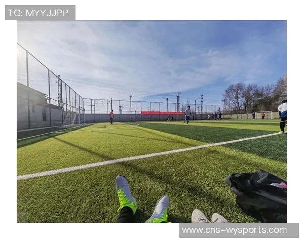 粤语足球的魅力与文化传承探讨：从球场到生活的深刻影响